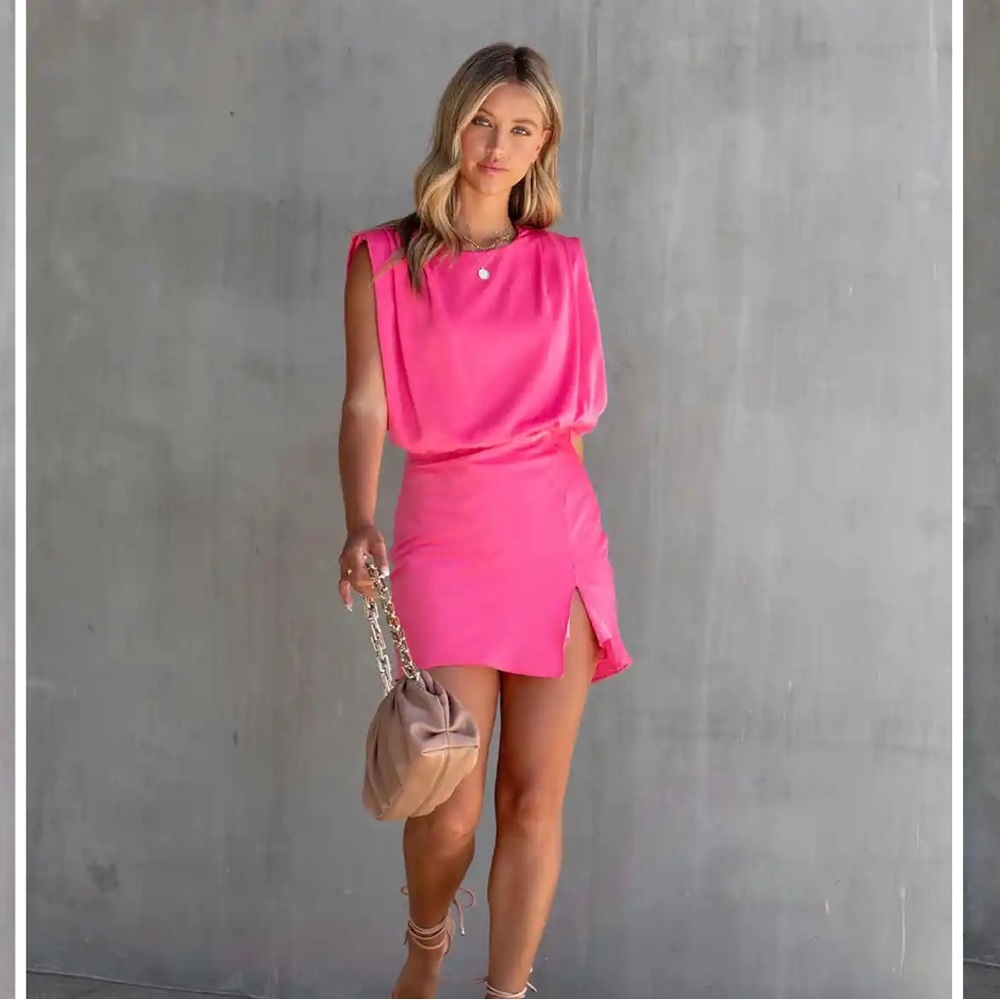 Brand new never been worn Pink padded shoulder dress